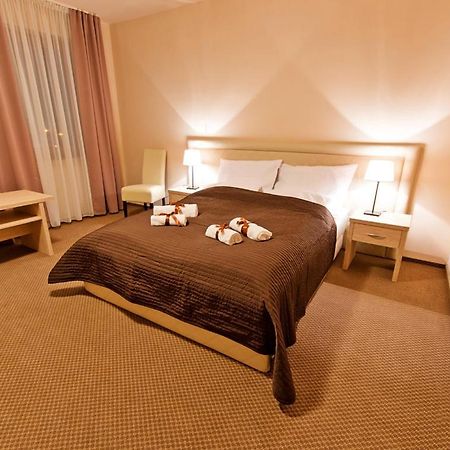 Wiatraczna Hotel Warsaw Luaran gambar