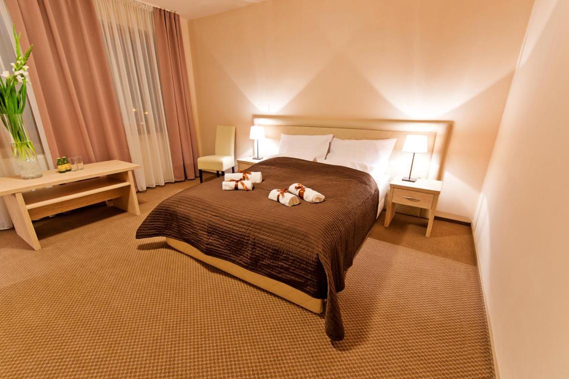 Wiatraczna Hotel Warsaw Luaran gambar