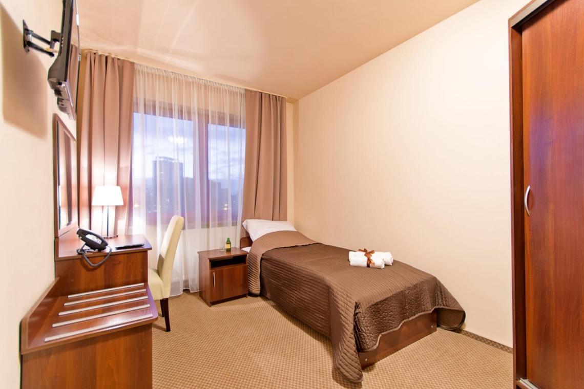 Wiatraczna Hotel Warsaw Luaran gambar